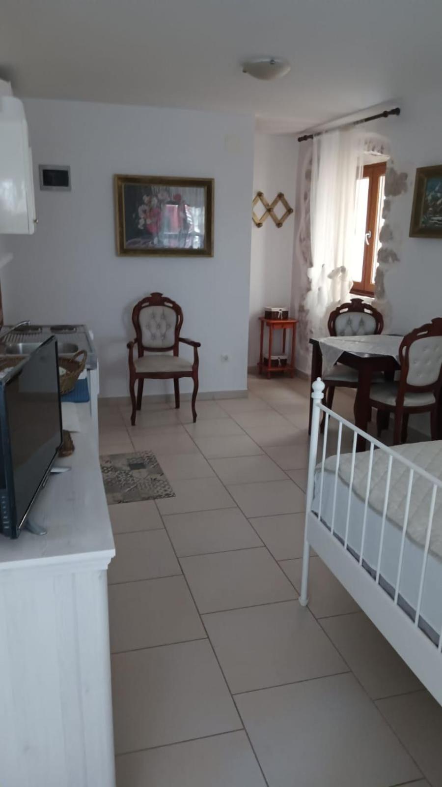 Apartment Martin - 10 Mt To The Beach Ровинь Экстерьер фото